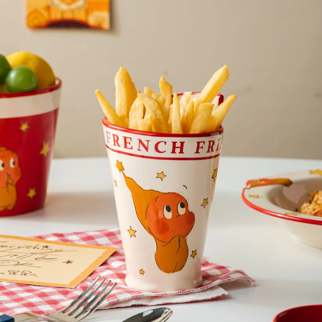 TOTYE·星星人美式浮雕薯条杯 陶瓷手办杯子创意筷子筒-直播限定