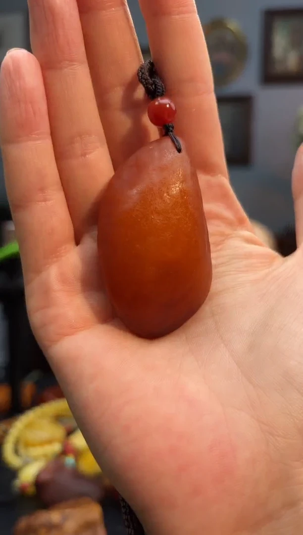 琥珀颈饰未镶嵌吊坠