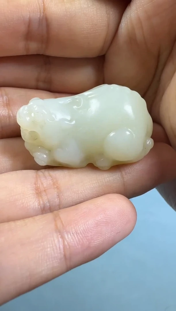 和田玉未镶嵌颈饰1