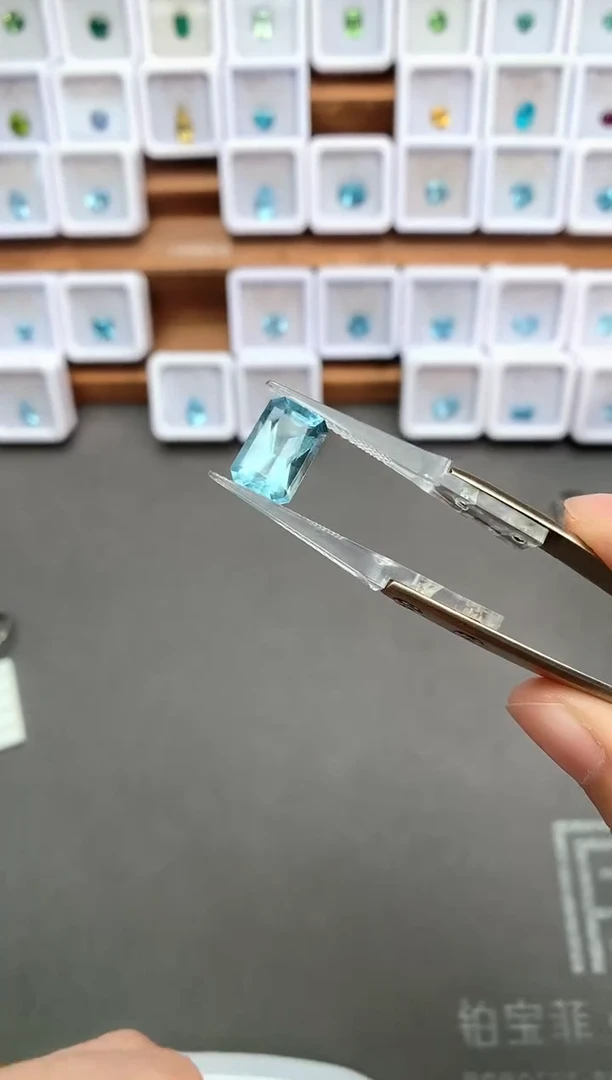 未镶嵌裸石定制海蓝宝石4.45ct 03033