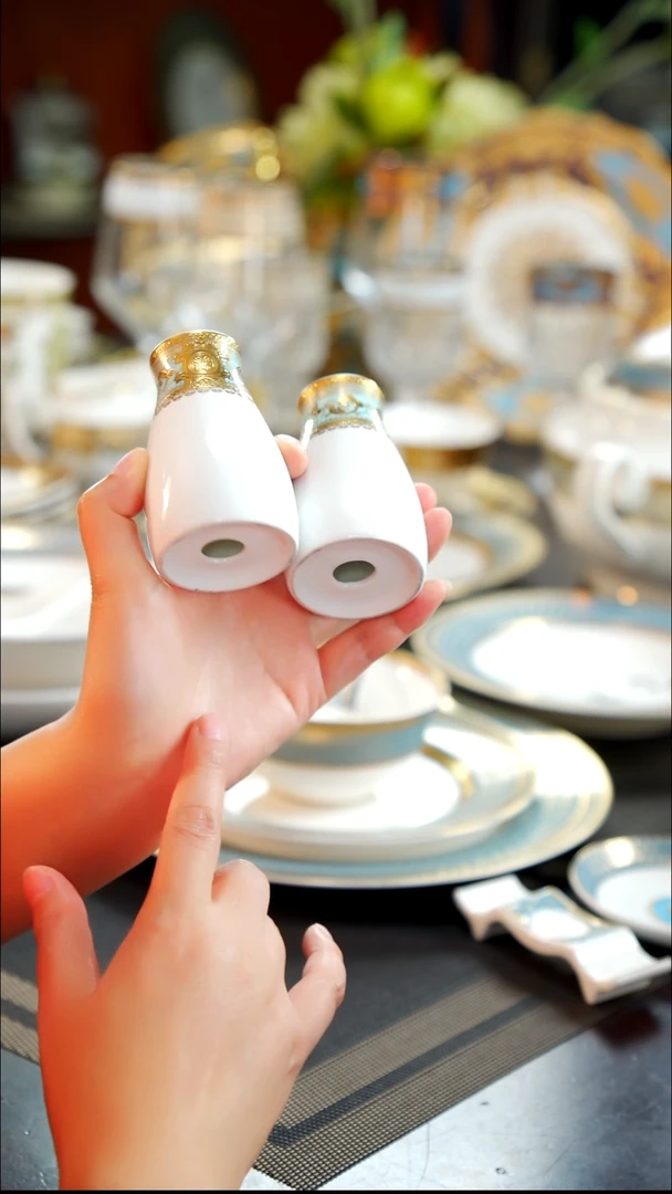 瓷片盐壶  1对 福利款