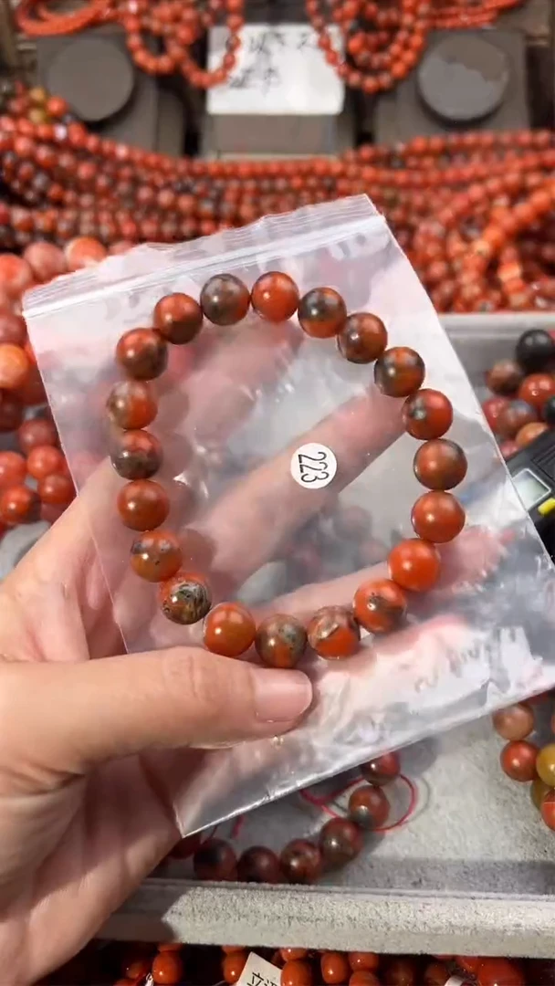 南红玛瑙手串未镶嵌11+