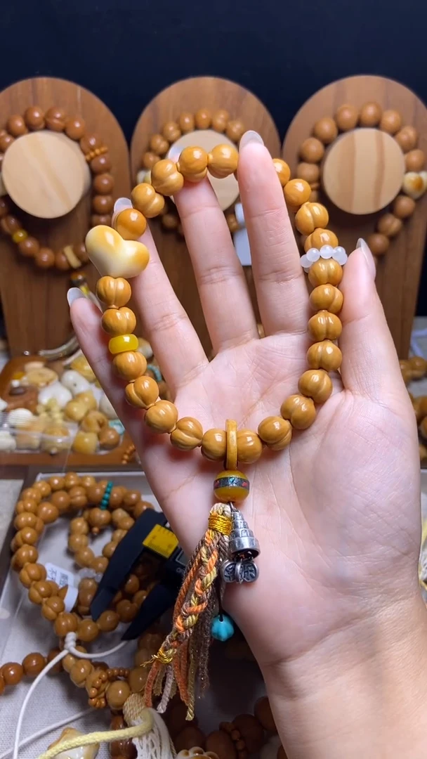 手串猴头核桃英*全品小馒头藏式流苏手持