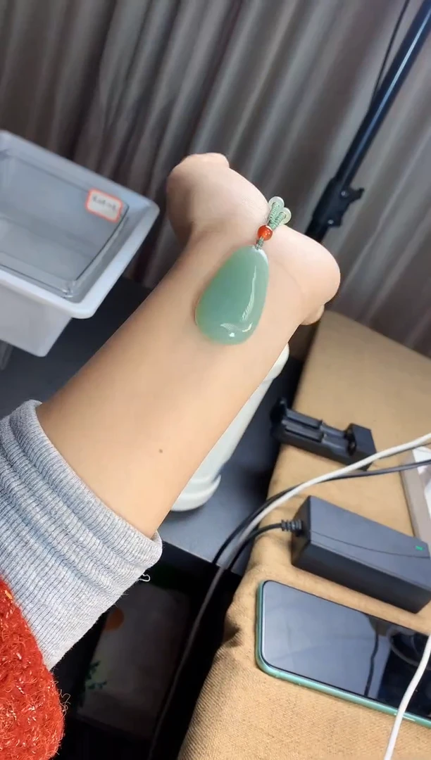 【闪购商品】和田玉挂件未镶嵌多样性发货拍一发一