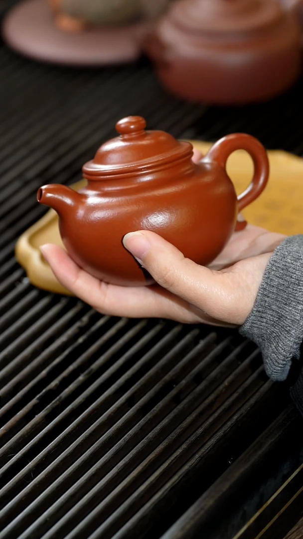 茶壶紫砂170cc莲子壶