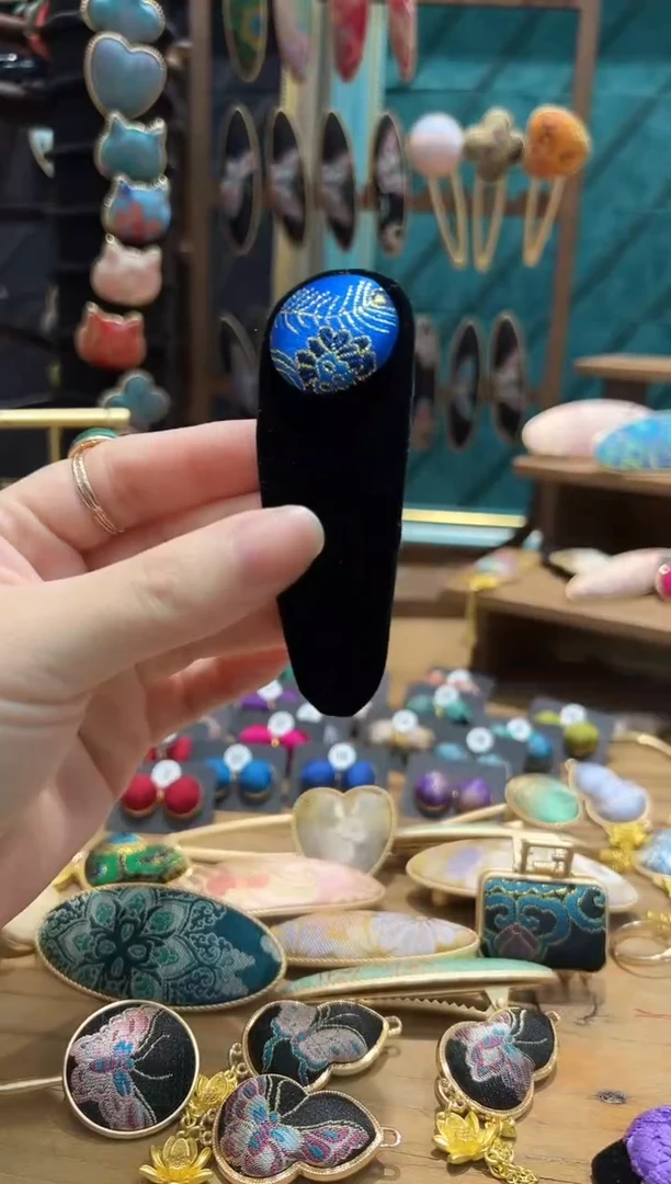 【闪购商品】【孤品2.18】蓝织锦缎丝绒掰掰夹2