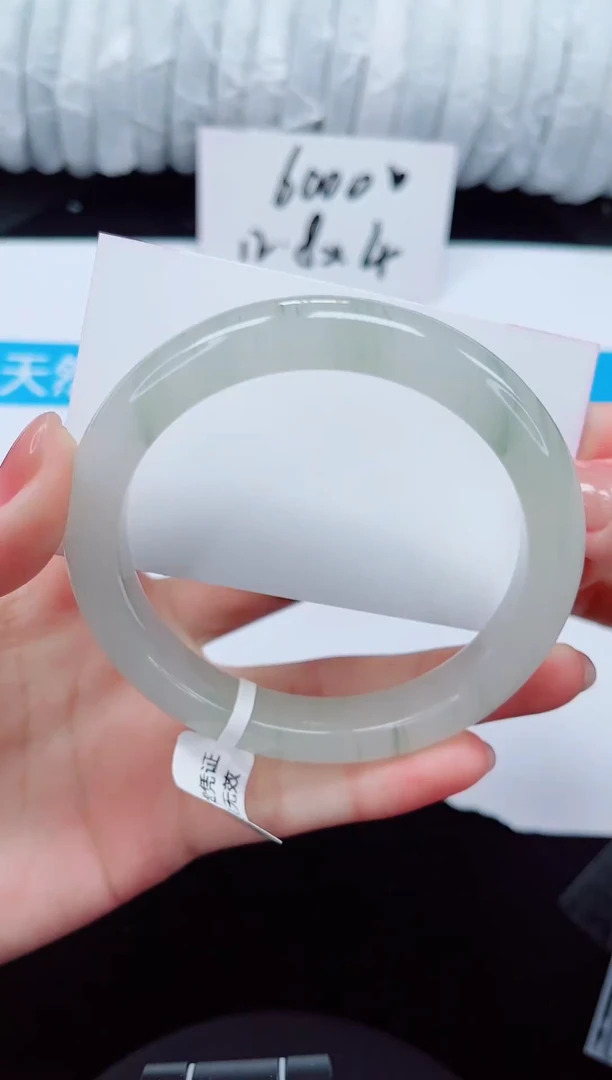 未镶嵌手镯石英质玉63-62/63