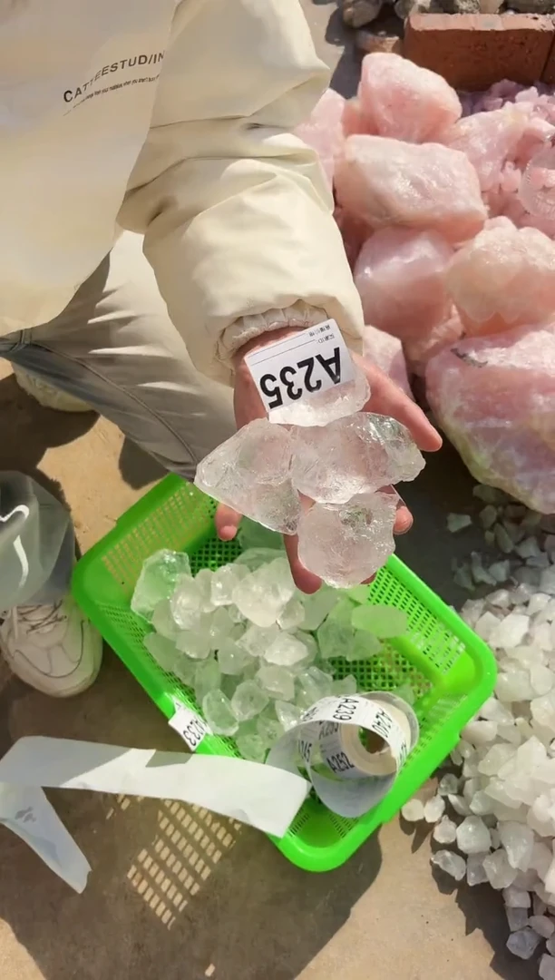 【闪购商品】水晶摆件未镶嵌白阿塞多样性发一个灯座 235