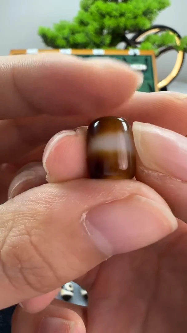 玛瑙/玉髓（覆膜）颈饰未镶嵌18.（微瑕随机发货）