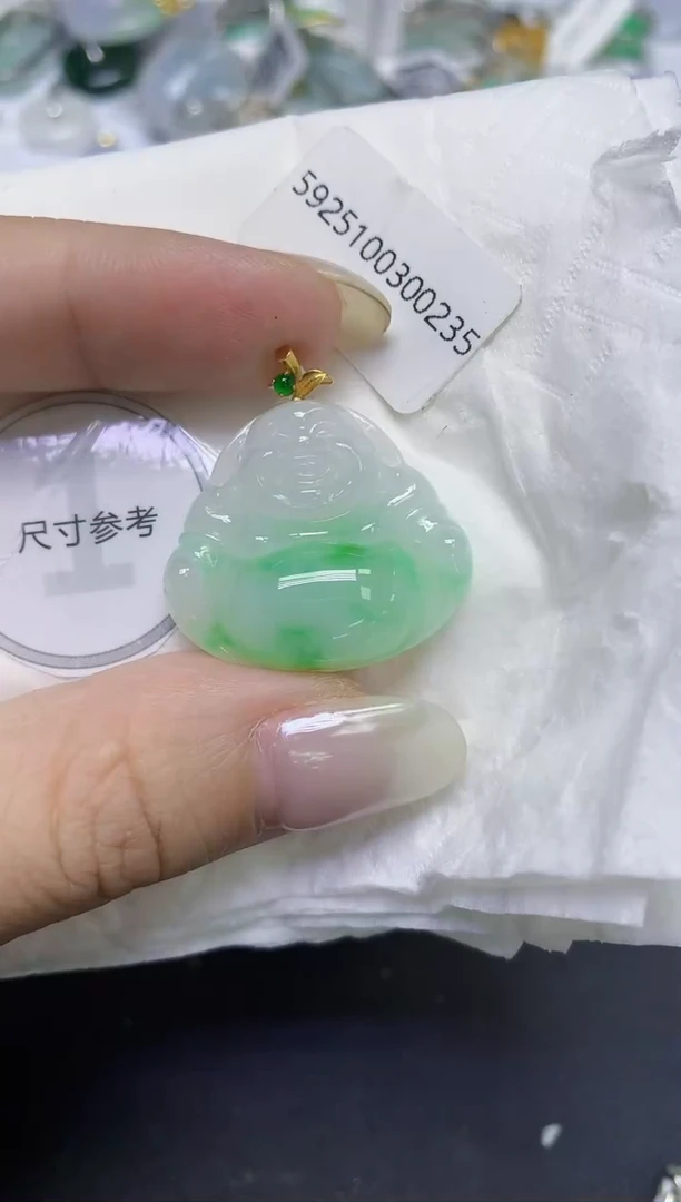 颈饰18K金镶嵌翡翠天然缅甸翡翠A货百元以上9元证书费自理