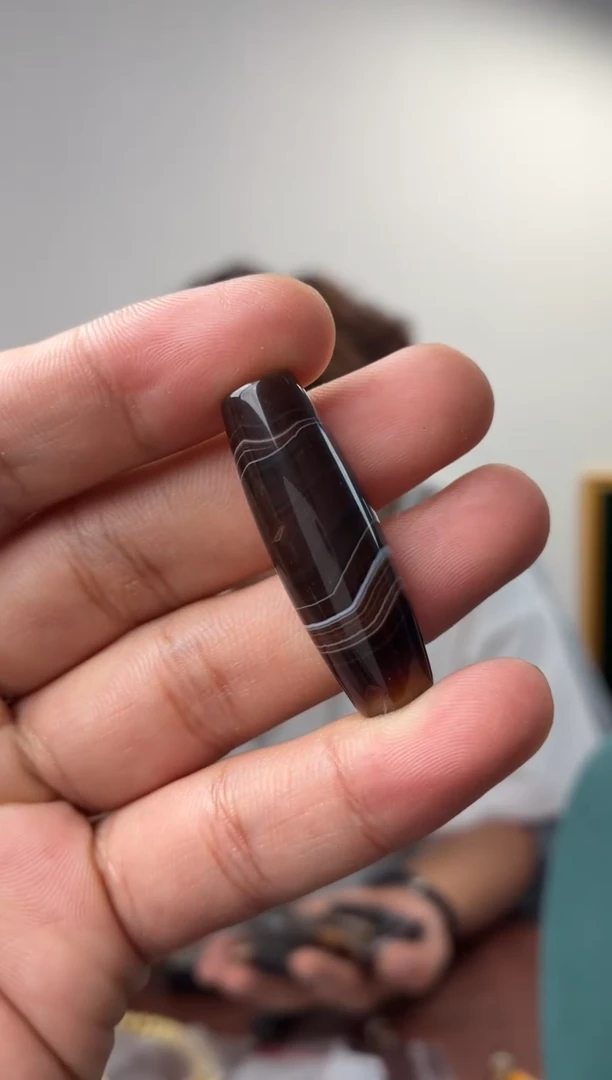 未镶嵌玛瑙/玉髓珠宝奇石噶玛珠宝