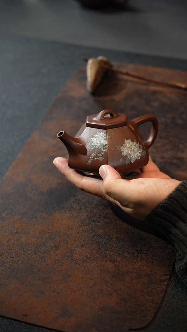【闪购商品】紫砂茶壶六方石瓢 泥绘