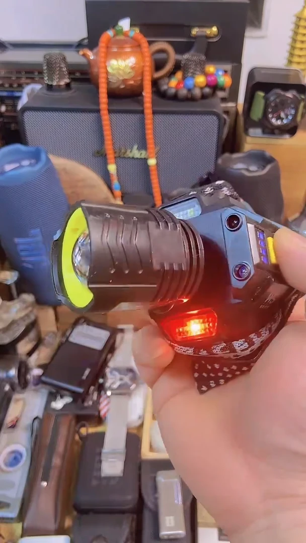 瓷片闪购商品，如图所示