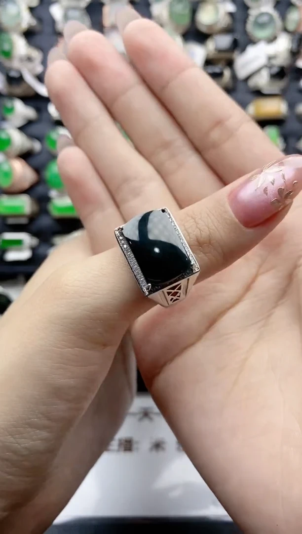 【闪购商品】翡翠戒指银S925镶嵌天然A货翡翠男戒