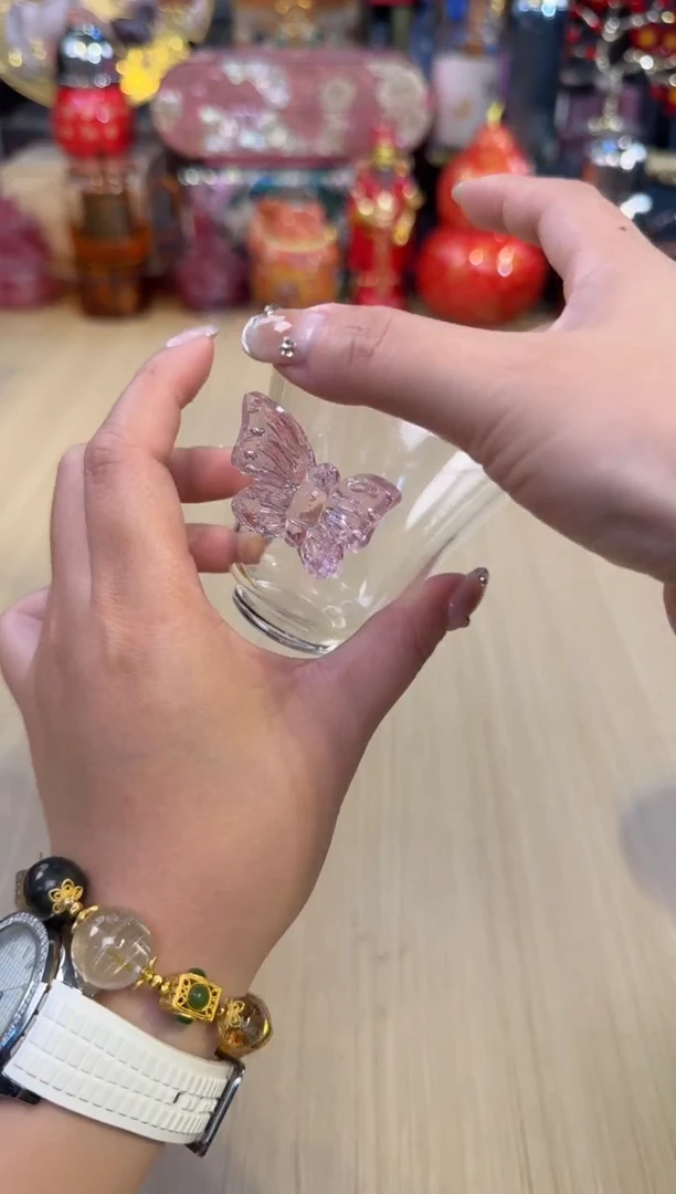 24   粉色蝴蝶主人杯