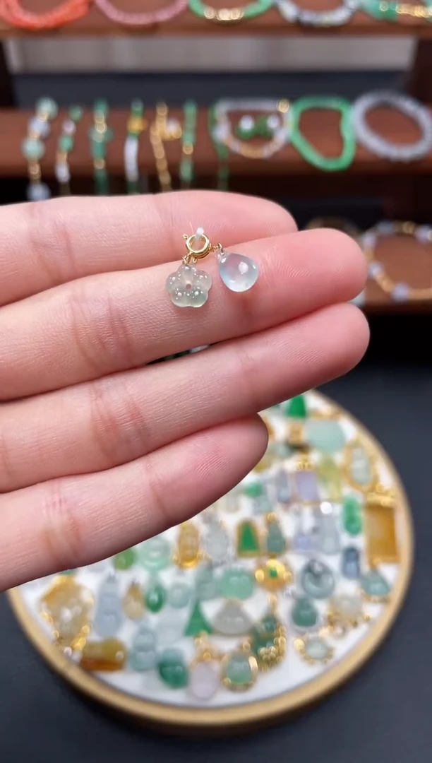 【闪购商品】翡翠吊坠(不含链)18K金镶嵌2个   JK237