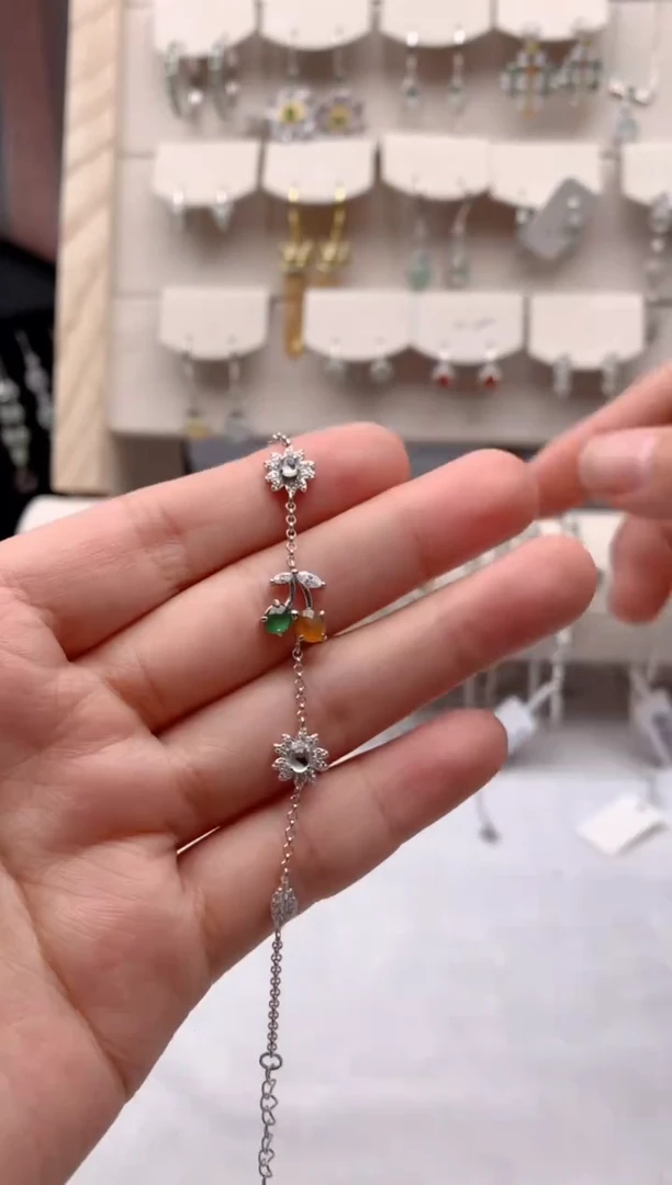 【闪购商品】银S925镶嵌翡翠手链1号