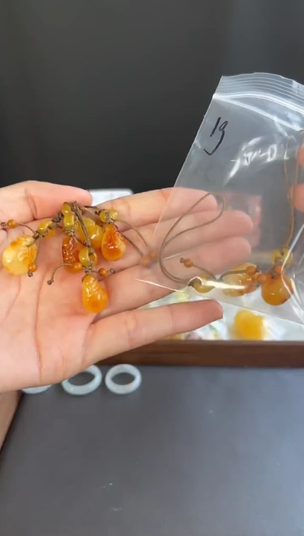 蜜蜡颈饰未镶嵌105买多样性发一