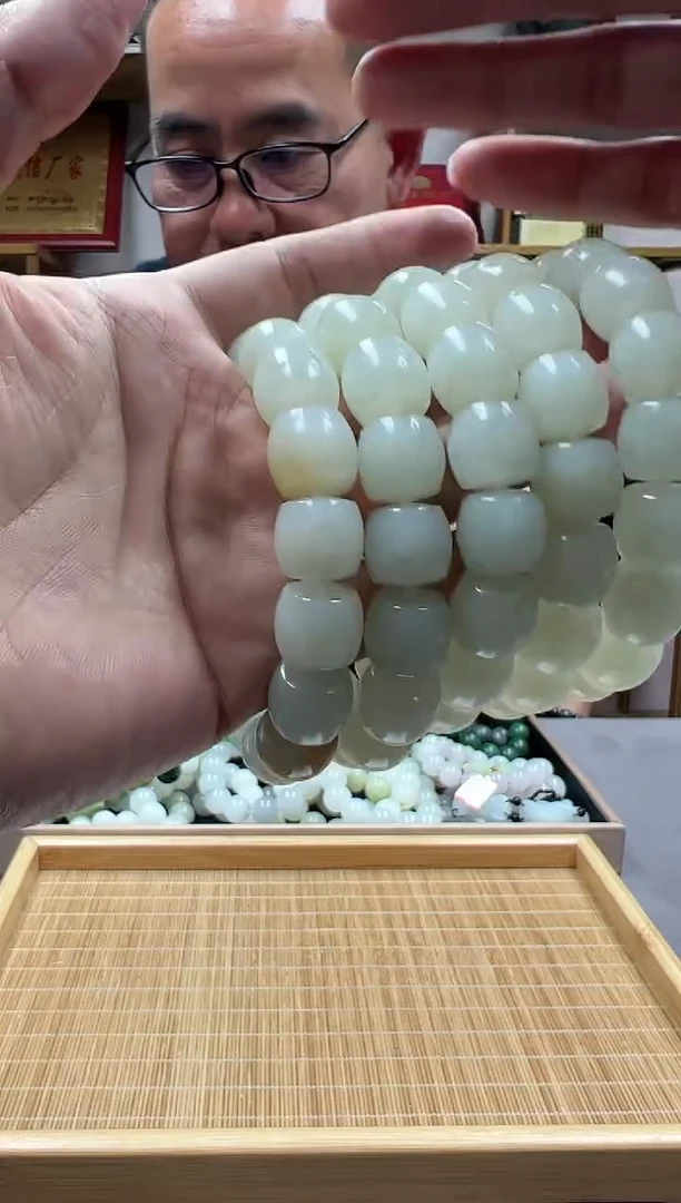 【闪购商品】和田玉手串未镶嵌16且末戈壁多样性发货·拍一发一