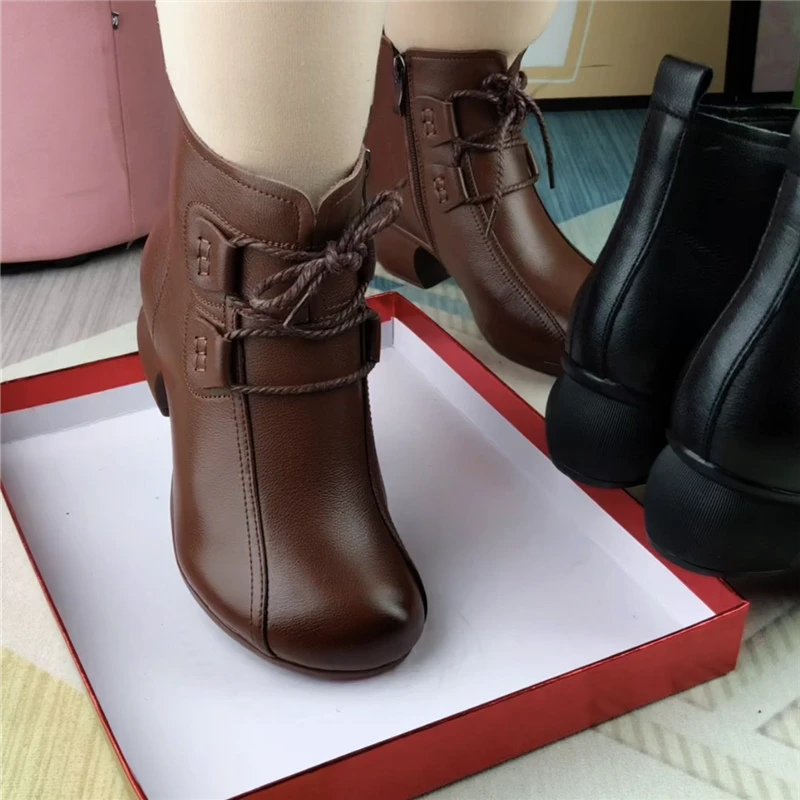 短靴女真皮粗跟圆头靴子女休闲棉鞋女冬加绒轻便防滑软底马丁靴女