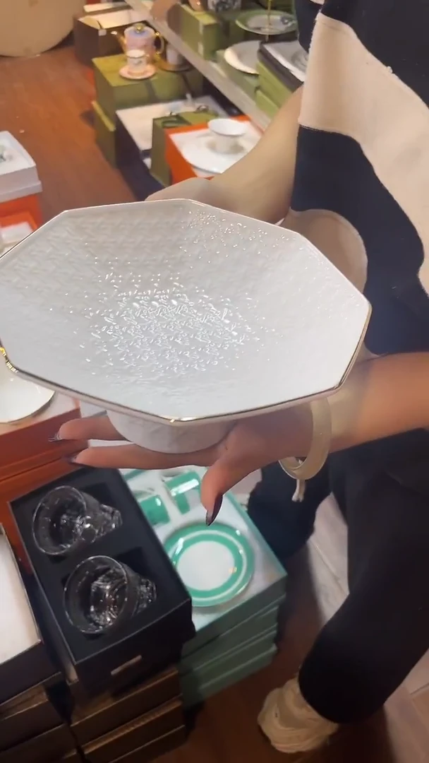 杯鸿辉家品牌瓷器，京东包邮！