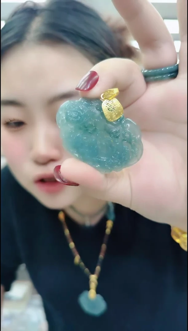 【闪购商品】翡翠颈饰未镶嵌2576蓝花开富贵