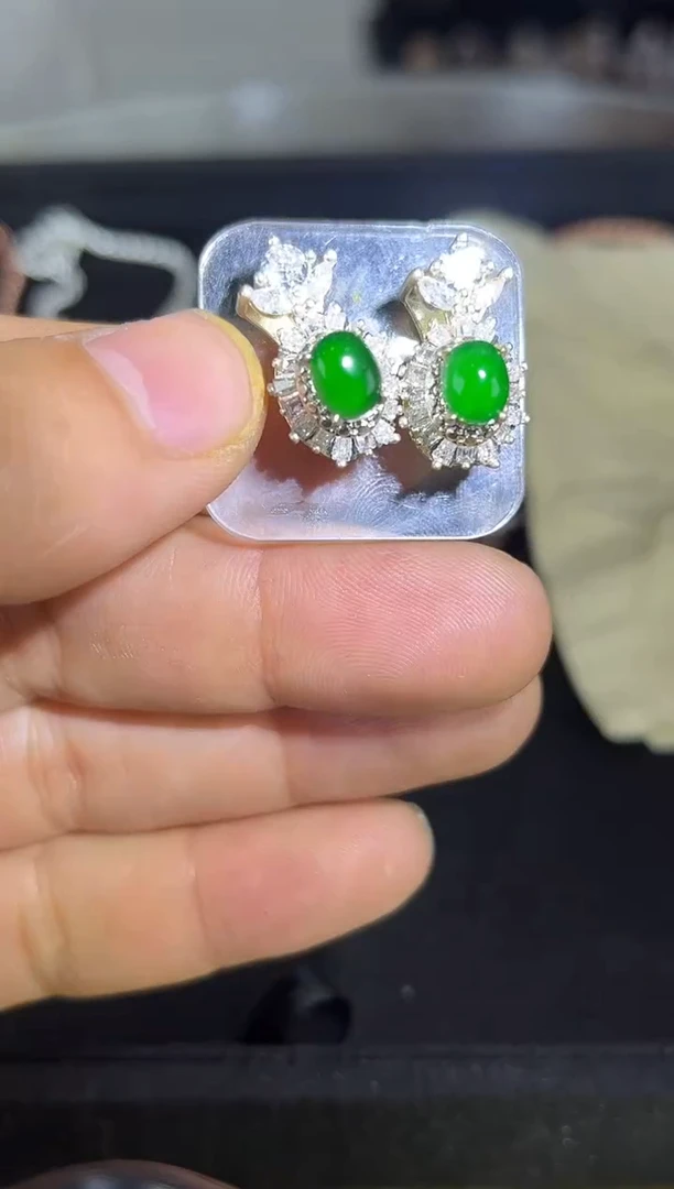 未镶嵌翡翠耳饰缅甸天然A货翡翠