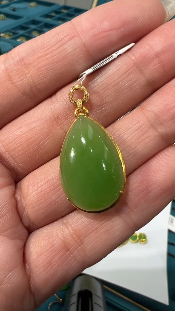 【闪购商品】和田玉吊坠18K金镶嵌和田玉吊坠多样性发货拍一发一