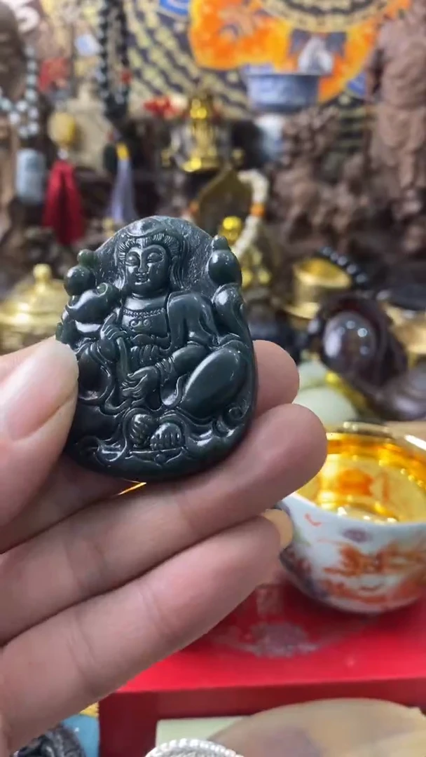 颈饰未镶嵌和田玉（青玉）------主播推荐------