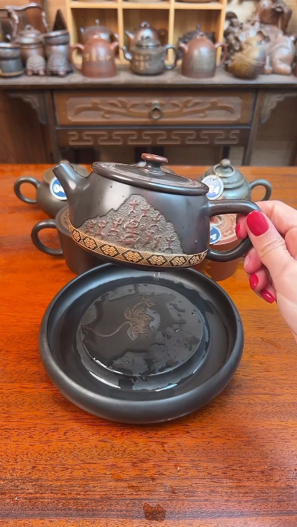 龙**龙一路生花汉瓦壶 带礼盒证书