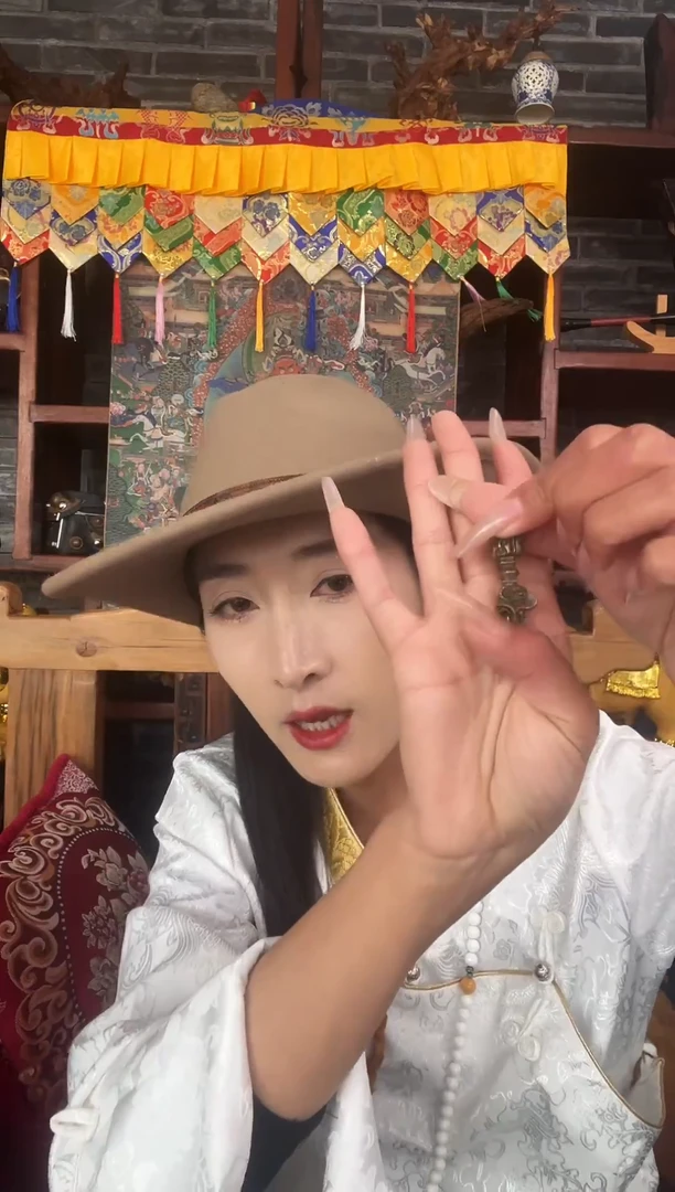 非金属无藏式风格名族首饰