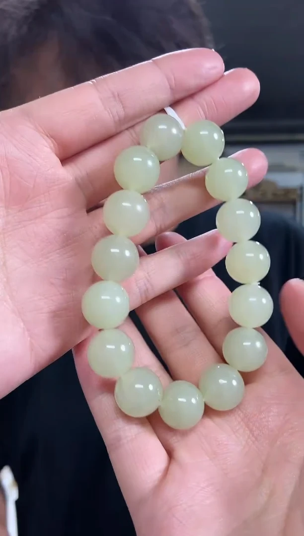 【闪购商品】和田玉手串未镶嵌多样性发其一颜色微差