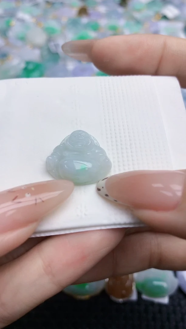 翡翠未镶嵌颈饰511   天然翡翠A货