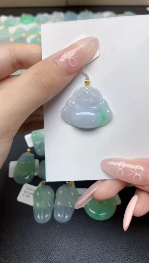 翡翠18K金镶嵌颈饰天然翡翠A货·