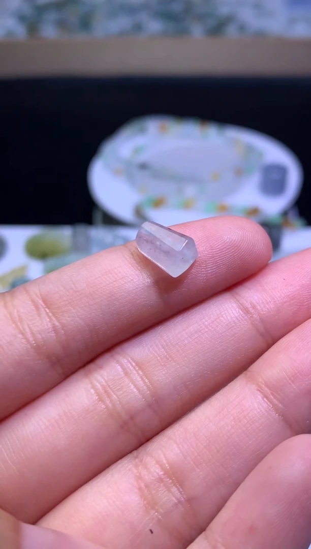 未镶嵌定制翡翠毛货