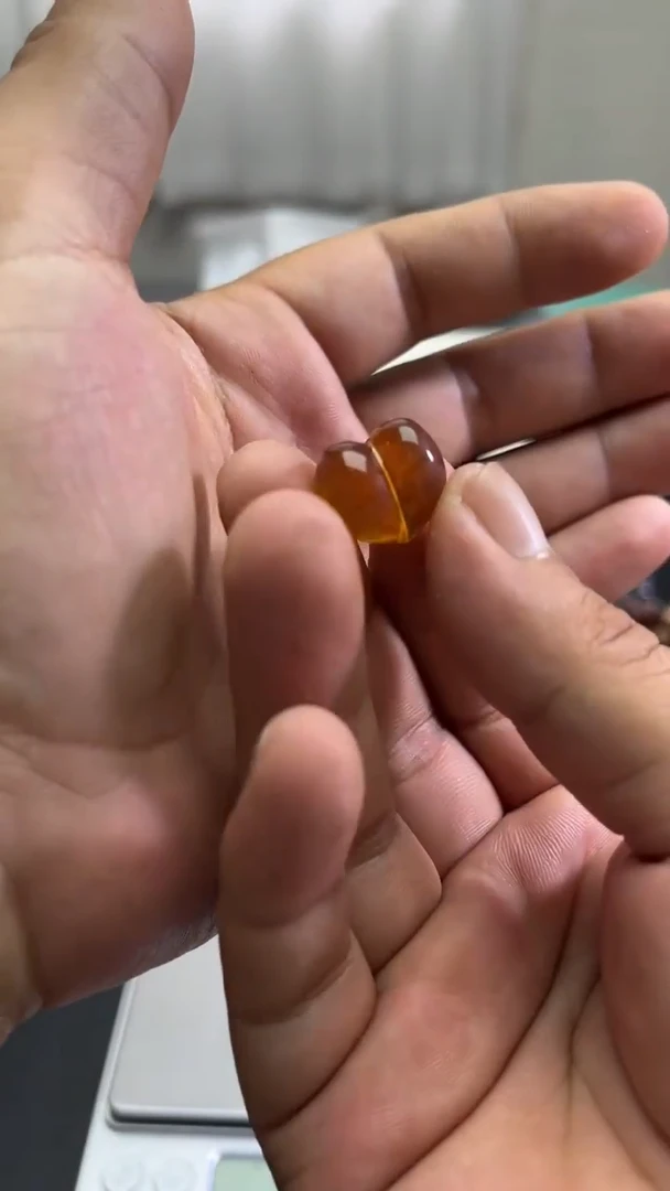 未镶嵌琥珀裸石73