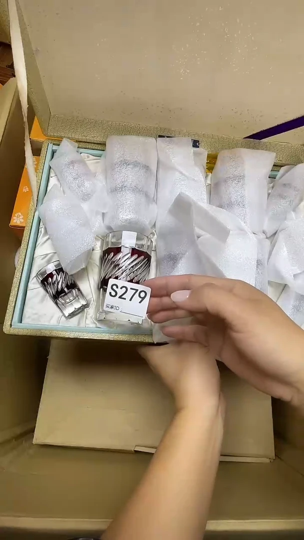 瓷片✨*窗S279默认微瑕，谨慎参拍