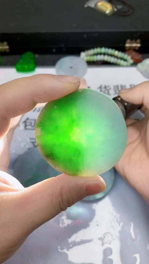 翡翠裸石缅甸天然翡翠A货S6543