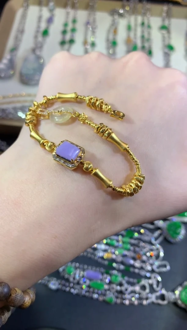 18K金镶嵌手链翡翠103-盘缠