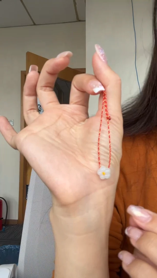 【闪购商品】翡翠手绳未镶嵌小花手绳 买断 多样性发一