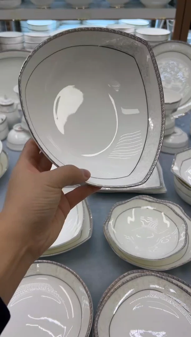 骨瓷玲珑8三角2个