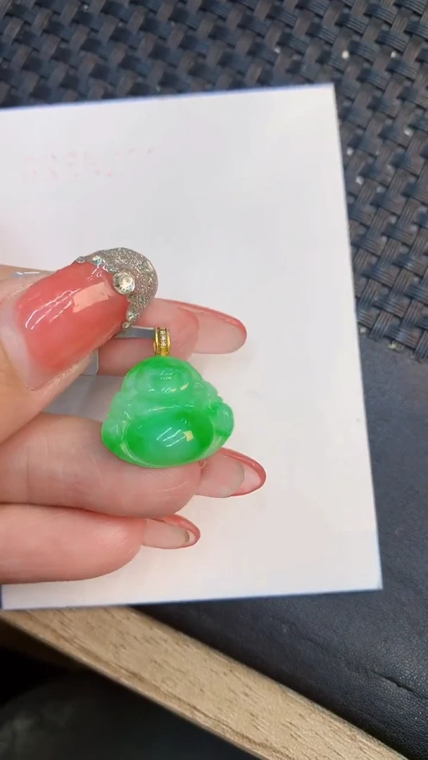 颈饰18K金镶嵌翡翠11