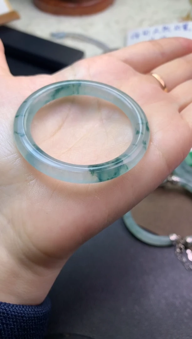 未镶嵌定制翡翠毛货