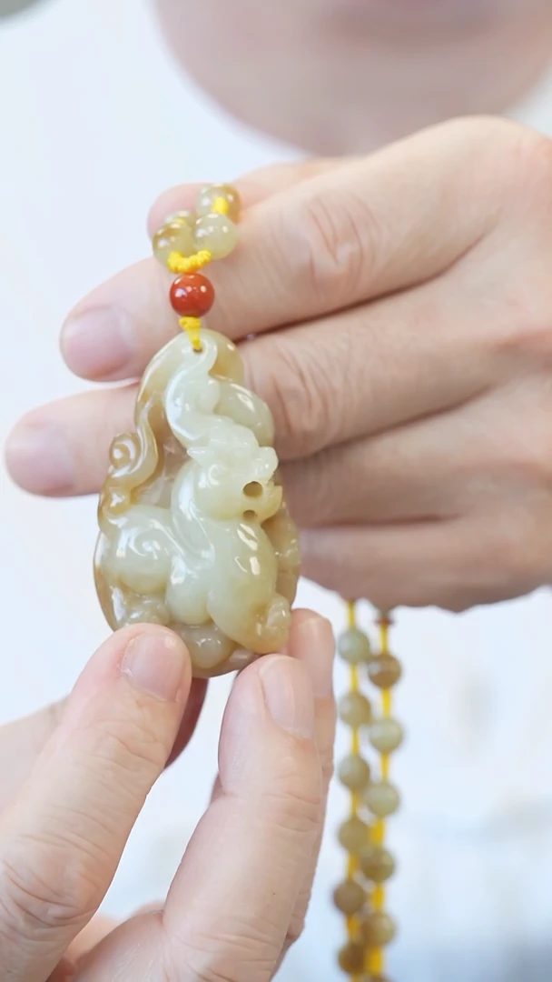 【闪购商品】和田玉吊坠未镶嵌貔貅