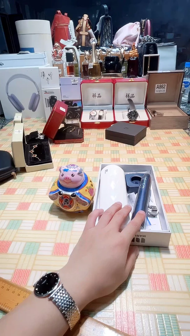 瓷片瓷器 库房到期 全部地板价@@1