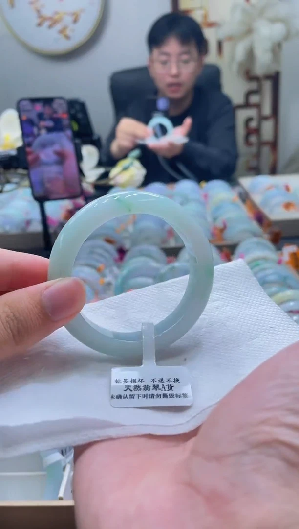 未镶嵌手镯翡翠106-53