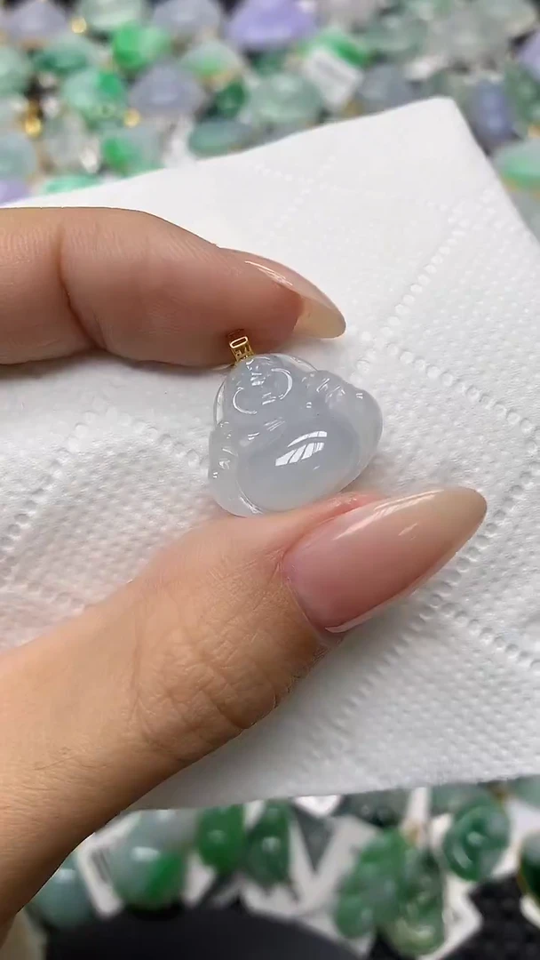 颈饰18K金镶嵌翡翠11111111111