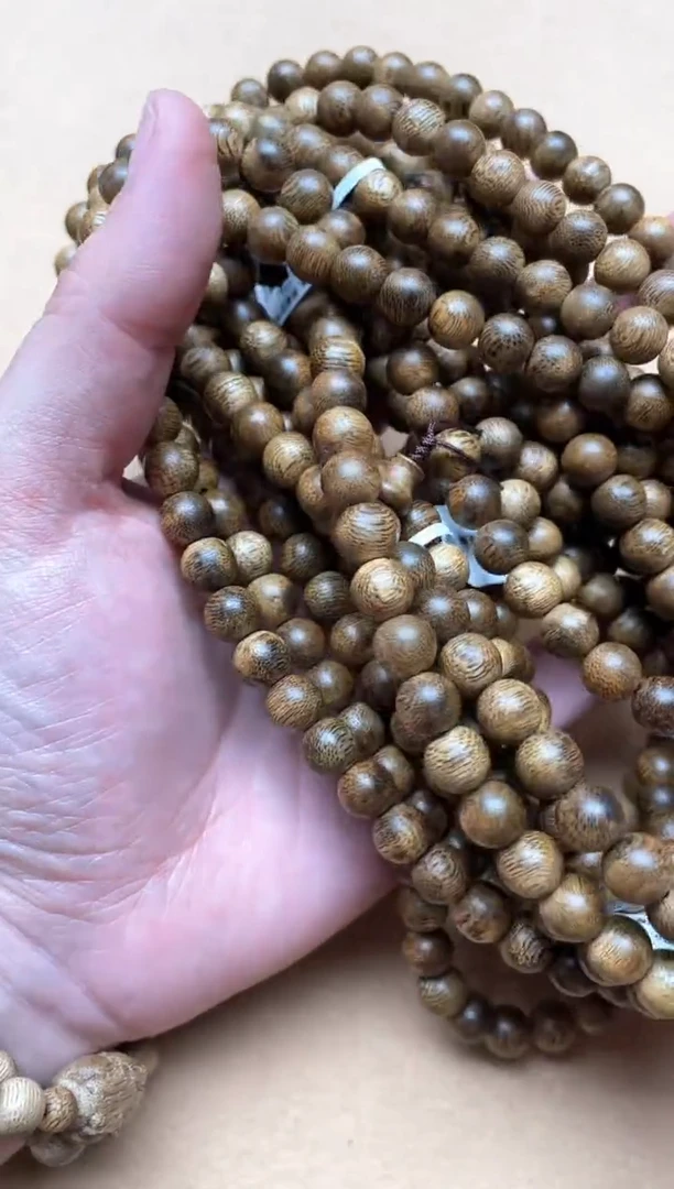【闪购商品】沉香手串棋楠0.8+圆珠多圈多样性发其一