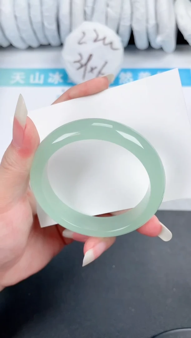 石英质玉手镯未镶嵌139-56