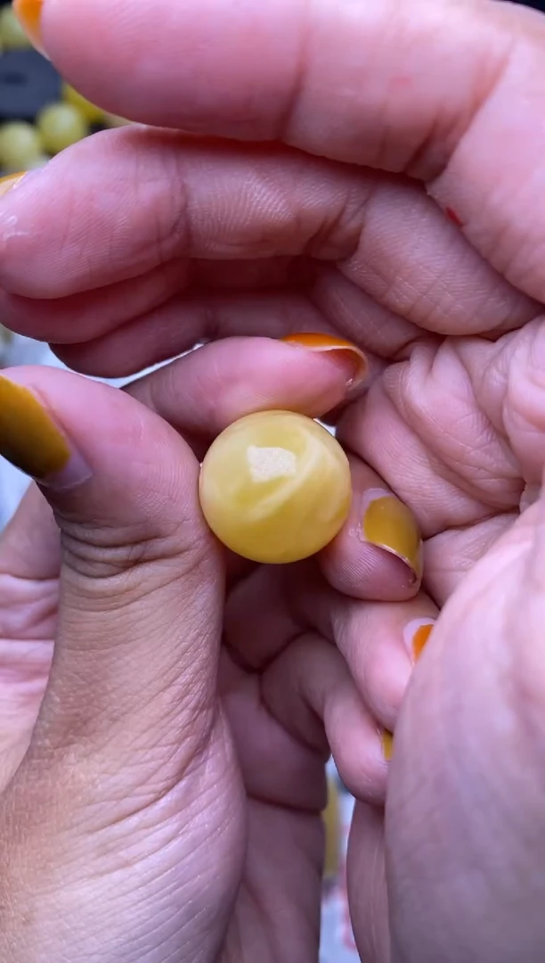 裸石琥珀未镶嵌大小姐珠宝30